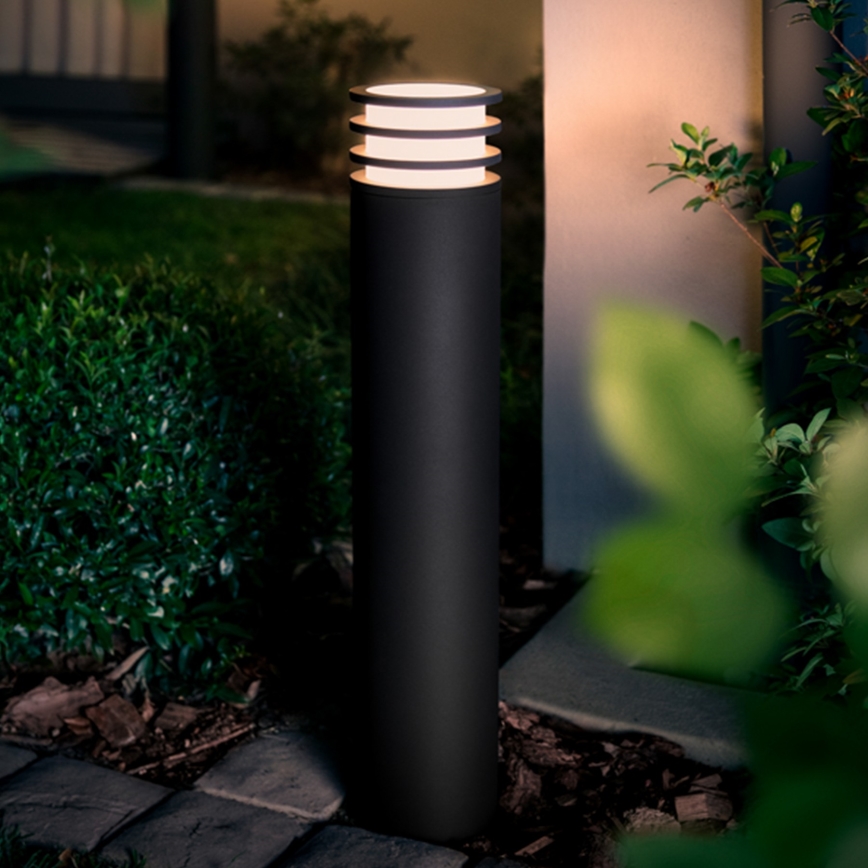 Philips - LED RGB Stmívatelná venkovní lampa Hue LUCCA 1xE27/8,1W/230V 77 cm 1000-20000K IP44