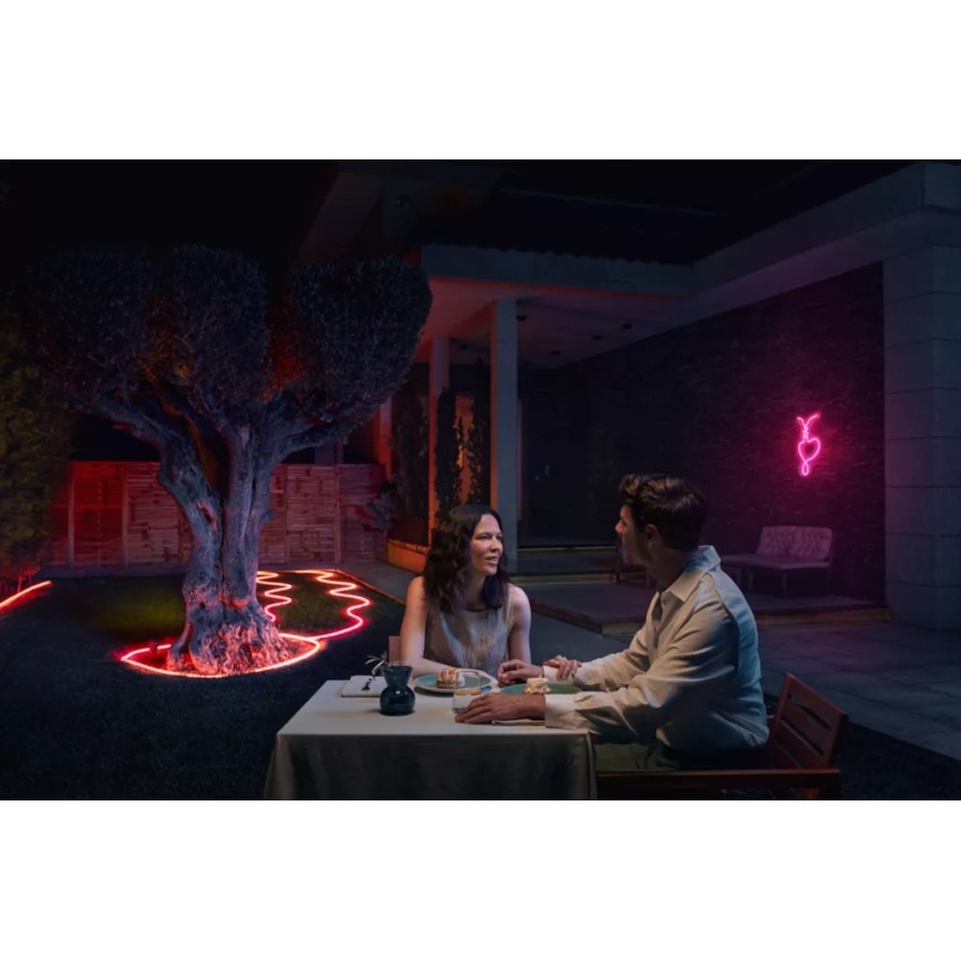 Philips - LED RGBW Stmívatelný venkovní pásek Hue NEON 5m LED/30W/230V 2200-6500K IP67 + senzor pohybu