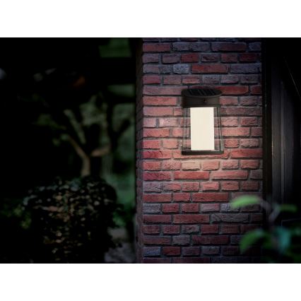 Philips - LED Solární nástěnné svítidlo se senzorem JUDA LED/3,2W/3,7V 2600 mAh 4000K IP44