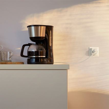 Philips - SADA 2x Chytrá zásuvka SCHUKO 2300W + powermetr Wi-Fi