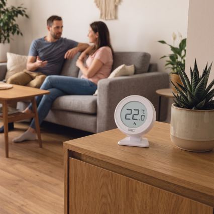 Pokojový manuální bezdrátový termostat 230V/16A 2xAA bílá