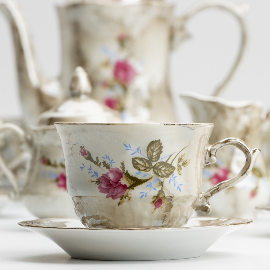 Porcelánová čajová sada mramor hnědá růže