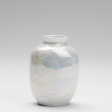 Porcelánová váza 12,5x9 cm perleťová bílá