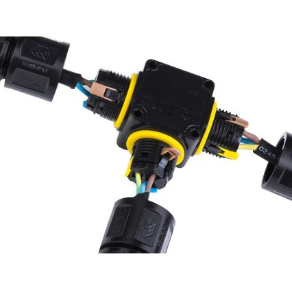 Propojovací T konektor IP68 450V