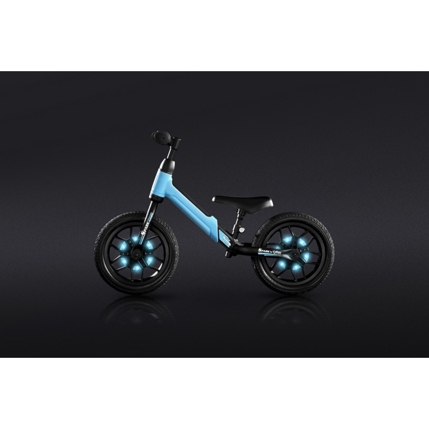 QPlay - Odrážedlo s LED světly na kolech SPARK modrá