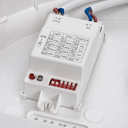Rabalux - Venkovní stropní svítidlo se senzorem pohybu 1xE27/9W/230V IP65 pr. 30 cm bílá
