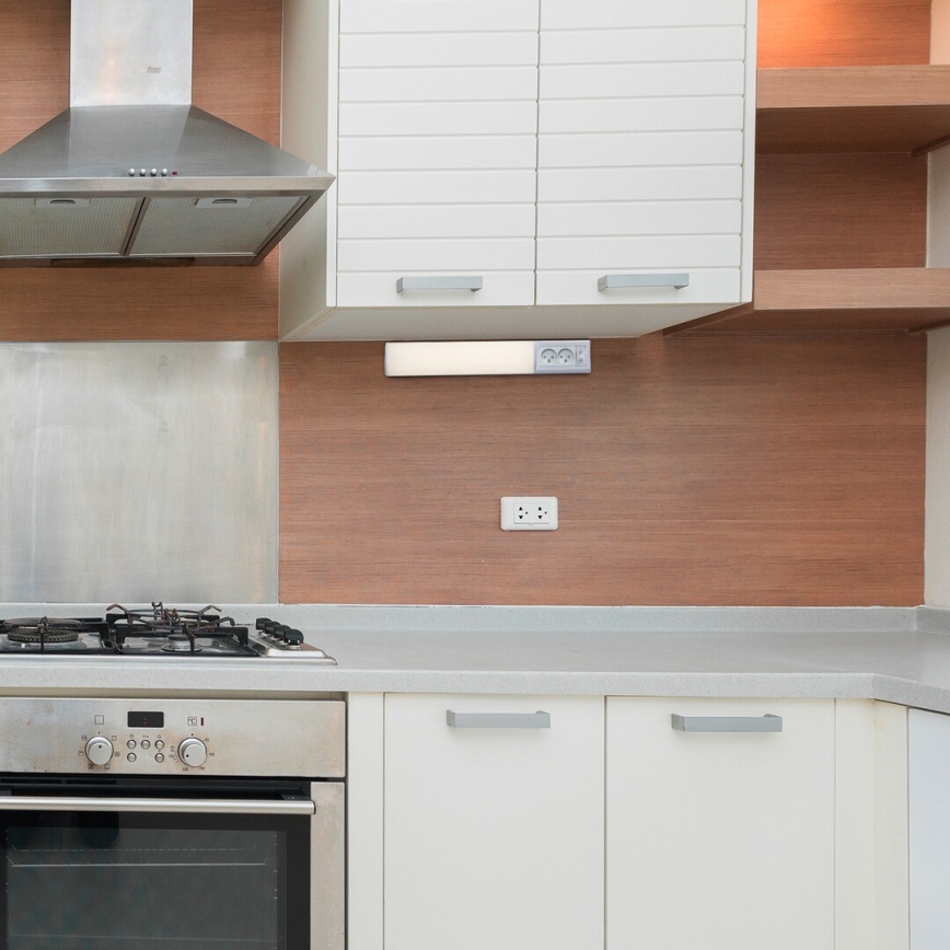 Rabalux - LED Podlinkové svítidlo se zásuvkami LED/10W/230V 4000K 50 cm bílá