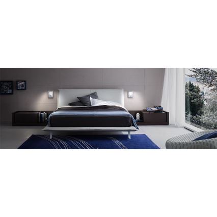 Redo 01-1499 - LED Nástěnné bodové svítidlo AGOS LED/6W/230V + LED/3,2W USB bílá