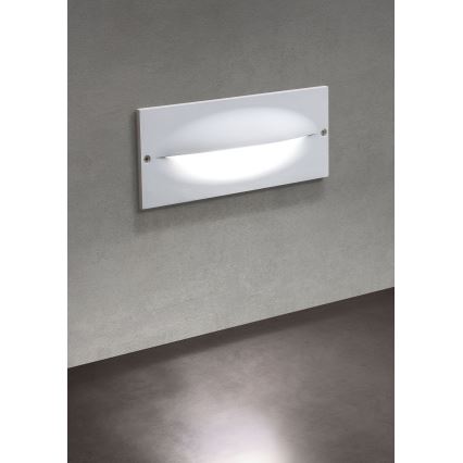 Redo 90009 - LED Venkovní orientační svítidlo TAMPA LED/11W/230V IP54 bílá