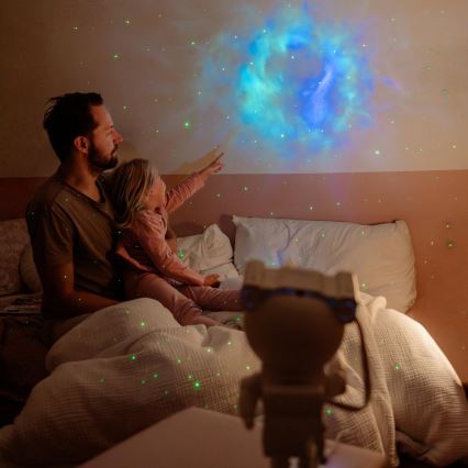 Retlux - LED Dětský projektor 230V astronaut 23,3 cm + dálkové ovládání