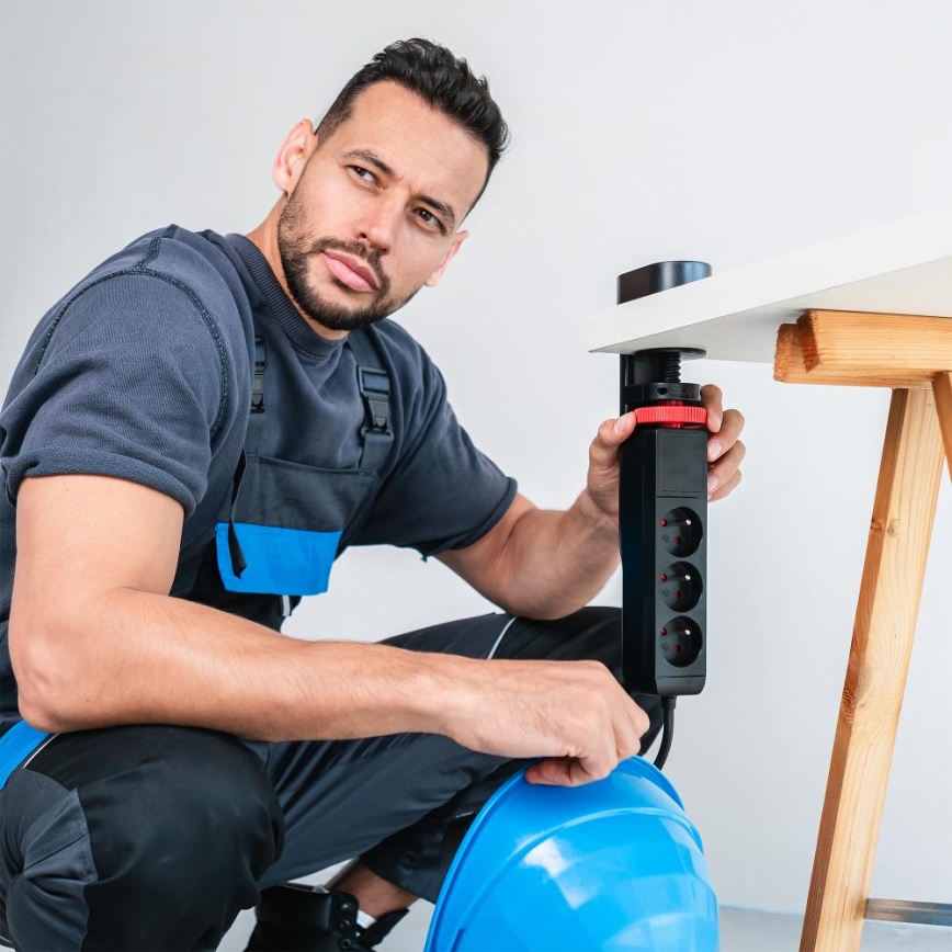 Prodlužovací kabel s uchycením na stůl 3Z Typ E + 2xUSB-A + 1xUSB-C 1,5m černá