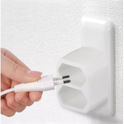 Rozbočovací zásuvka 2x2,5A/230V