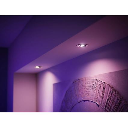 SADA 4x LED RGBW Stmívatelná žárovka Philips Hue WHITE AND COLOR AMBIANCE GU5,3/MR16/6,3W/12V 2000-6500K