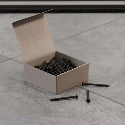 SADA 50x Šroub T25 12 mm lakovaná černá