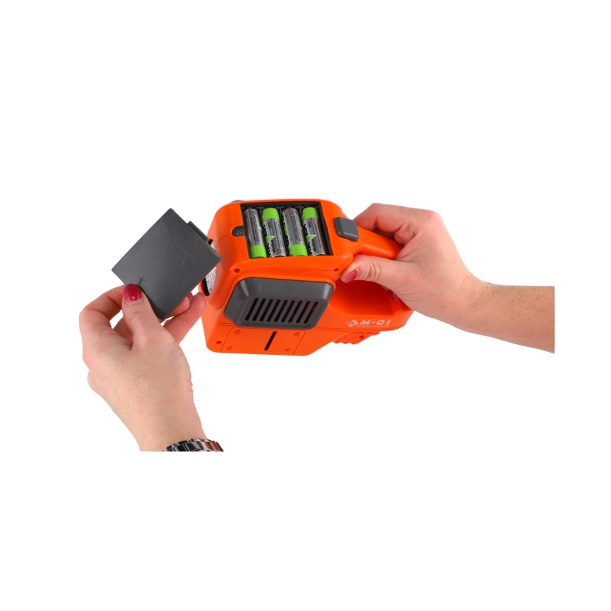 Sekačka s bublifukem a světlem 4xAA