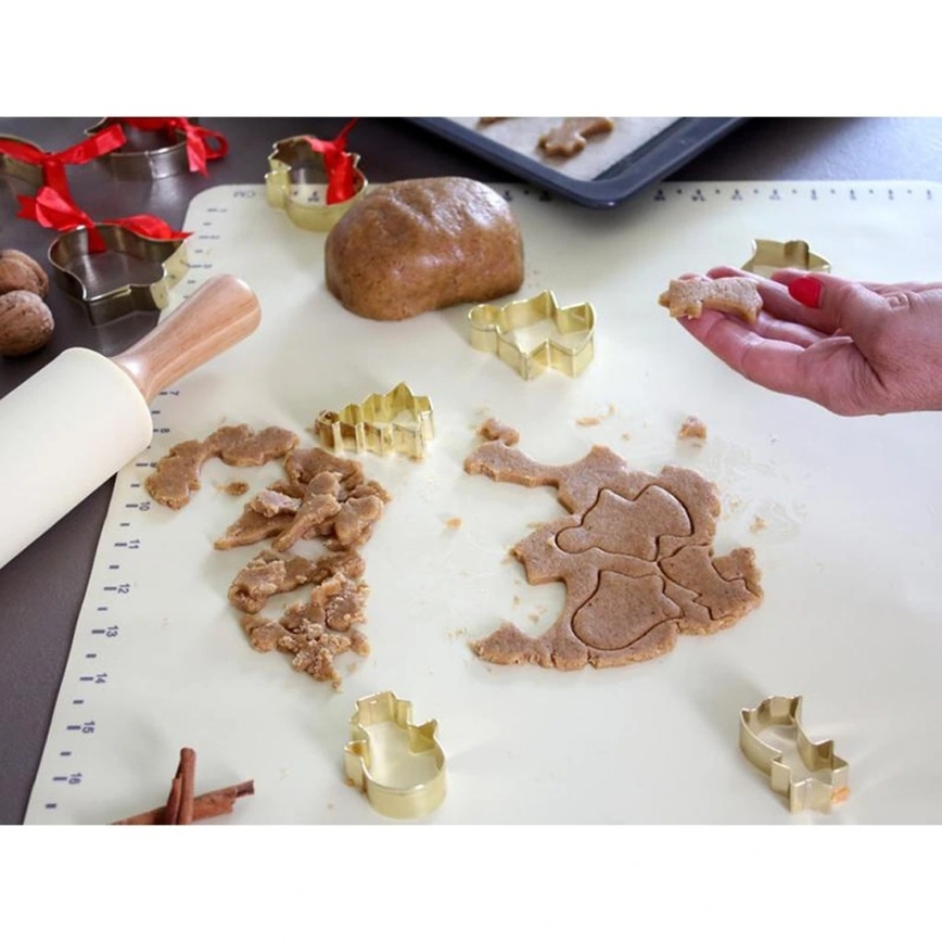 Silikonový kuchyňský vál TORO 52x42 cm krémová