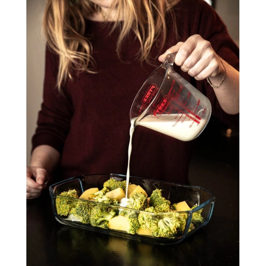 Skleněná odměrka PYREX 0,5 l