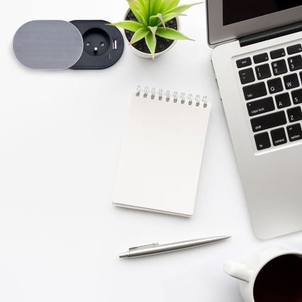 Zásuvkový sloupek pro desku stolu 1x230V + USB-A + USB-C stříbrná