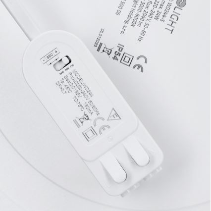 LED Přisazený/podhledový panel 2v1 24W/230V 3000/4000/6000K pr. 30 cm IP54 stř