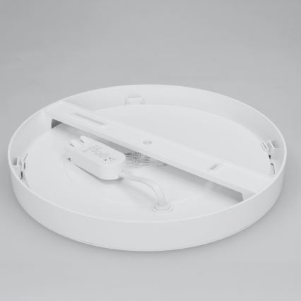 LED Přisazený/podhledový panel 2v1 24W/230V 3000/4000/6000K pr. 30 cm IP54 bílá