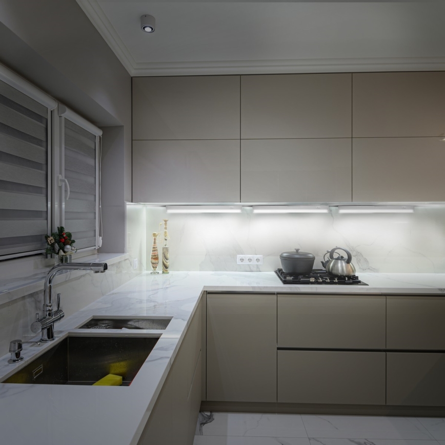 LED Podlinkové svítidlo LED/4W/230V 4100K 28 cm