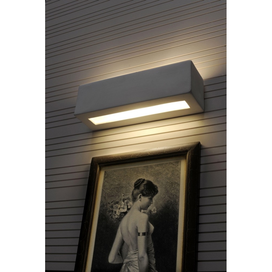 Nástěnné svítidlo VEGA 1xE27/60W/230V bílá
