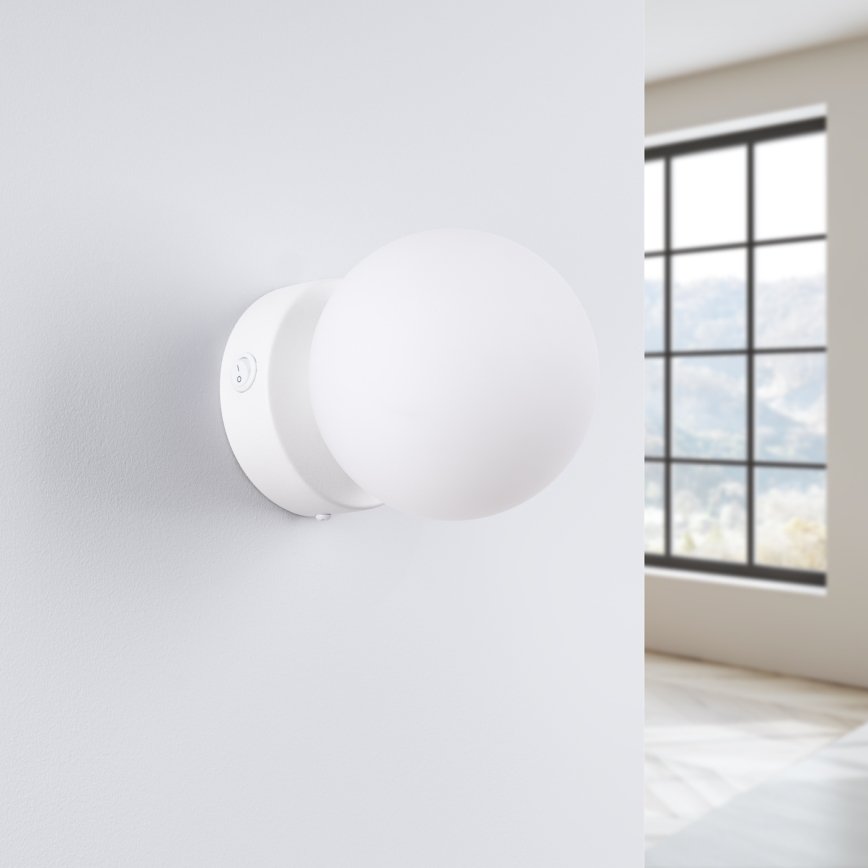 Nástěnné svítidlo YOLI 1xG9/8W/230V bílá