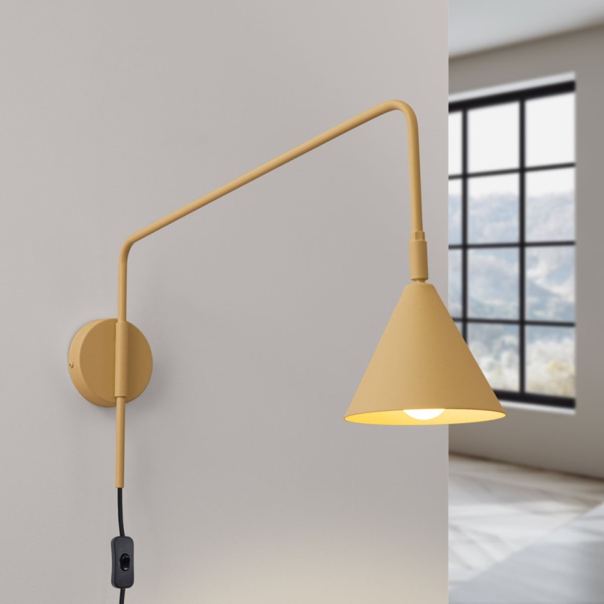 Nástěnná lampa NOX 1xE14/10W/230V zlatá