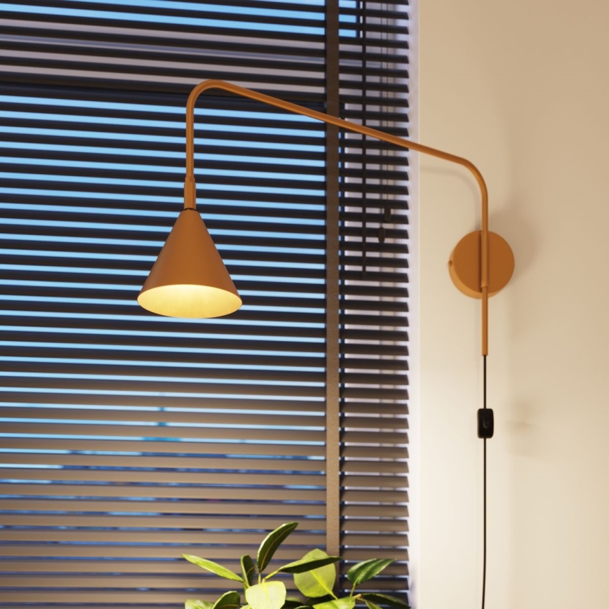 Nástěnná lampa NOX 1xE14/10W/230V zlatá
