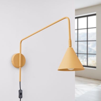 Nástěnná lampa NOX 1xE14/10W/230V zlatá