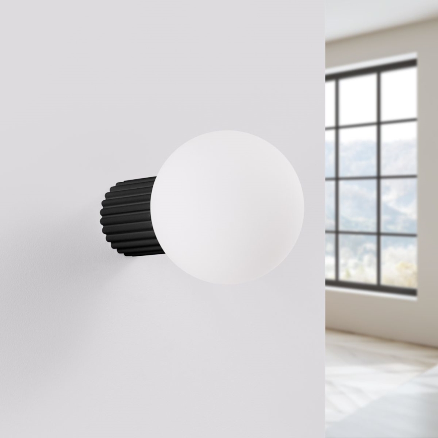 Koupelnové nástěnné svítidlo HALO 1xG9/8W/230V pr. 12 cm IP44 černá