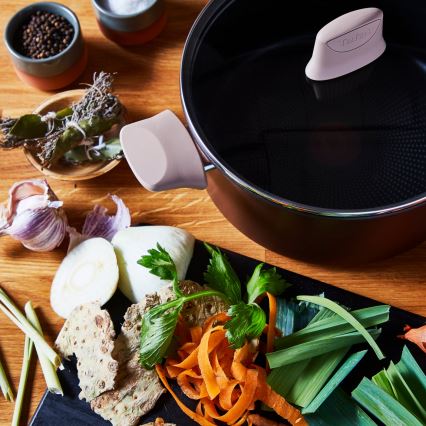 Tefal - Hrnec s poklicí RESPECT pr. 24 cm