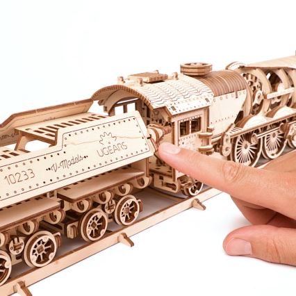 Ugears - 3D dřevěné mechanické puzzle V-Express parní lokomotiva s tendrem