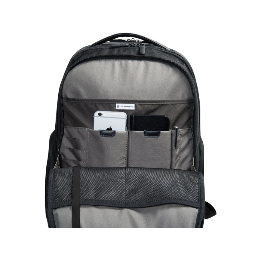 Victorinox - Batoh na notebook 15,6" Essentials 22 l černá