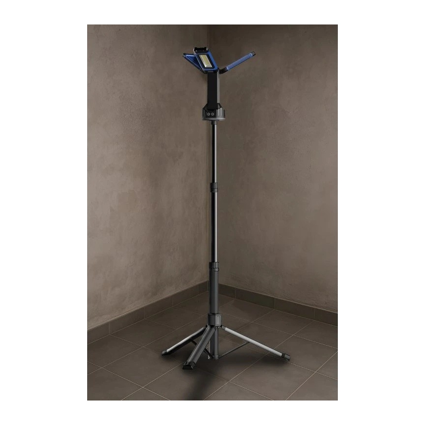 Viking - LED Nabíjecí reflektor se stojanem 3xLED/5V IPX4 4500 lm 4000 mAh