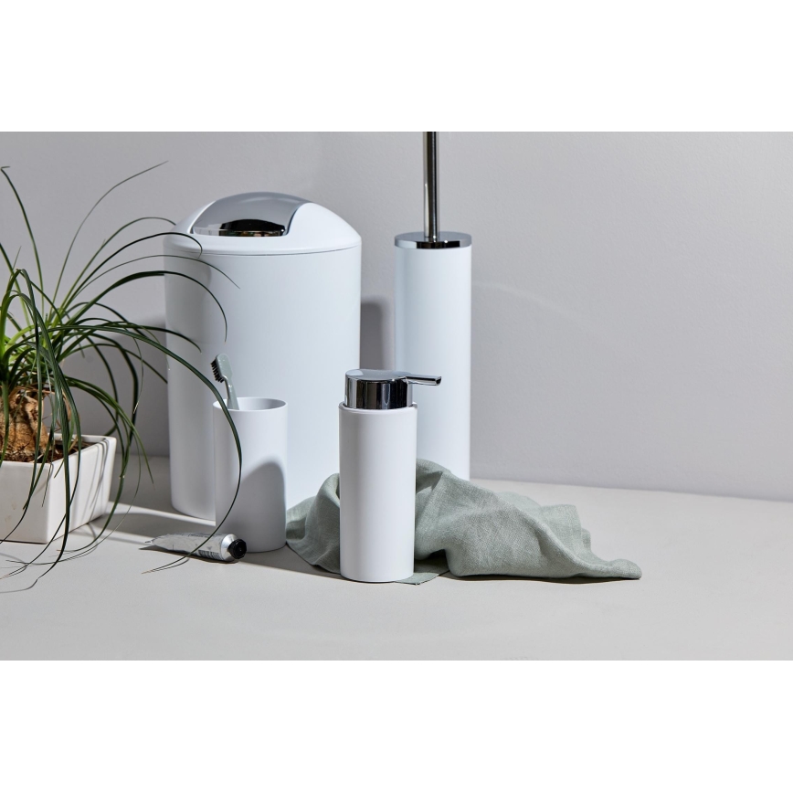 WENKO 24077800 - Set CALVO 6,5x13 cm bílá/lesklý chrom